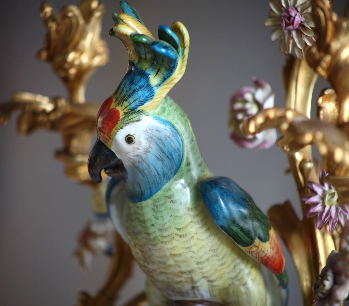 Pair Of Candelabra - Parrots In Saxony Porcelain-photo-1