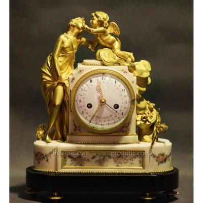 Pendule d'époque Louis XVI, mvmt à Quantièmes, en Bronze Doré et Marbre, Allégorie à l'Amour