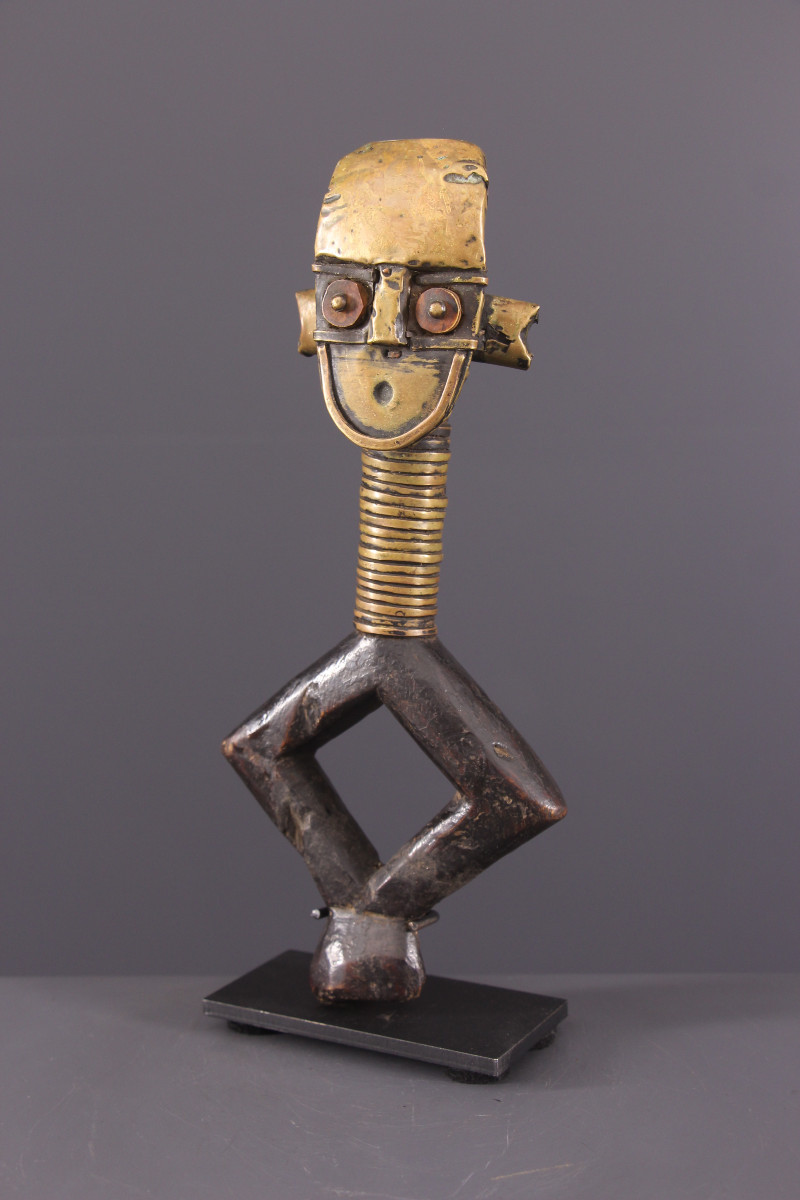 African Tribal Art - Sango Mbumba Reliquary Figure-photo-3