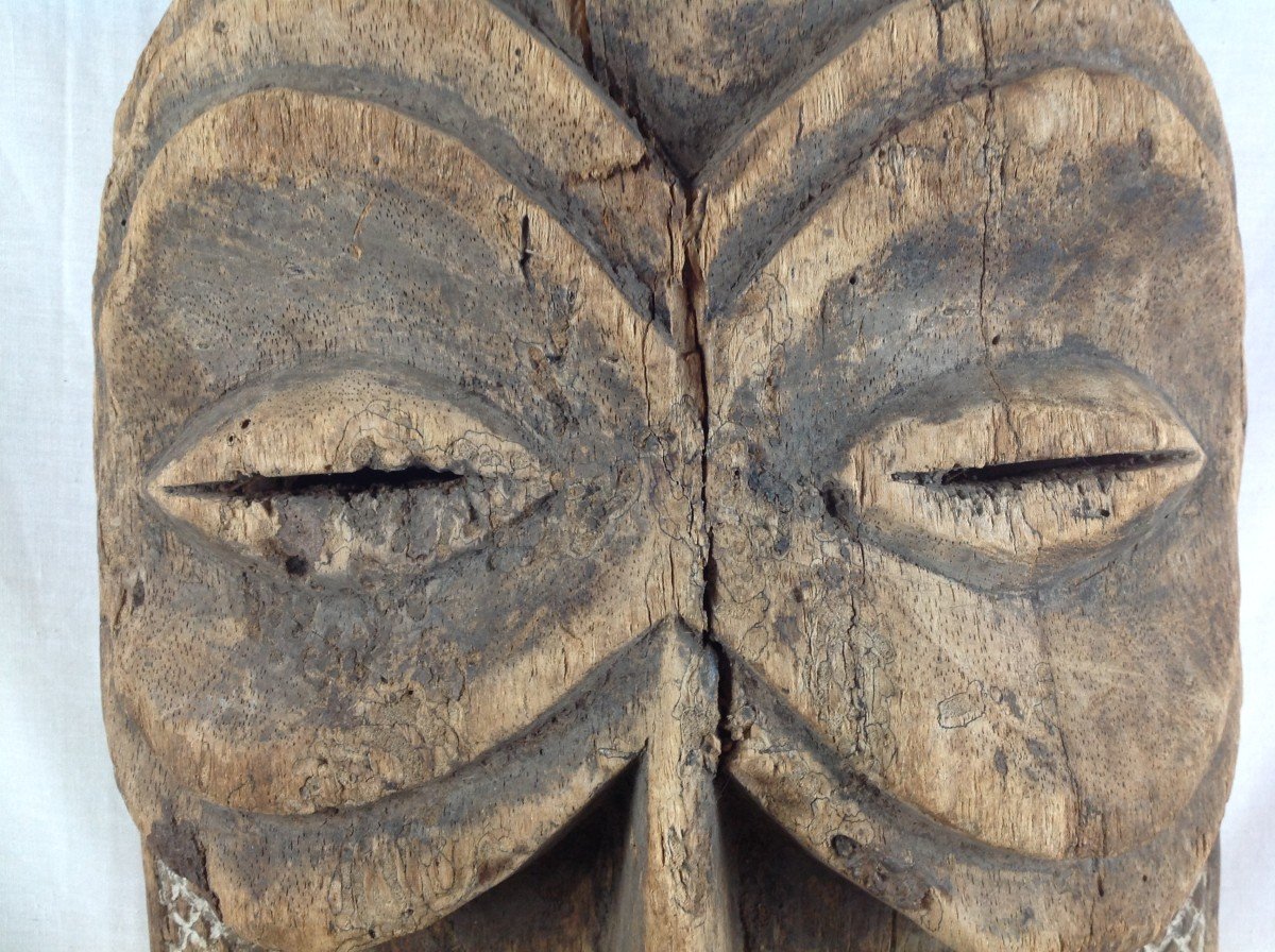 Bembe "owl" Mask, Democratic Republic Of Congo. -photo-2