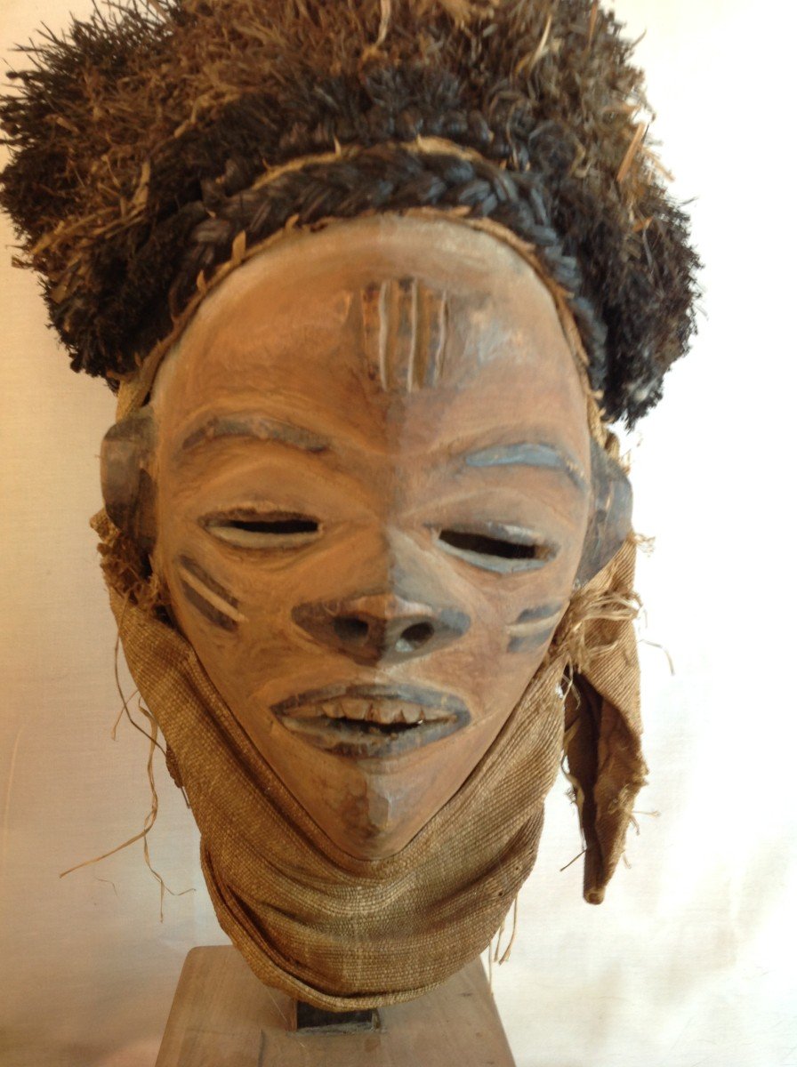 Hanging Mask From The Democratic Republic Of Congo.-photo-7