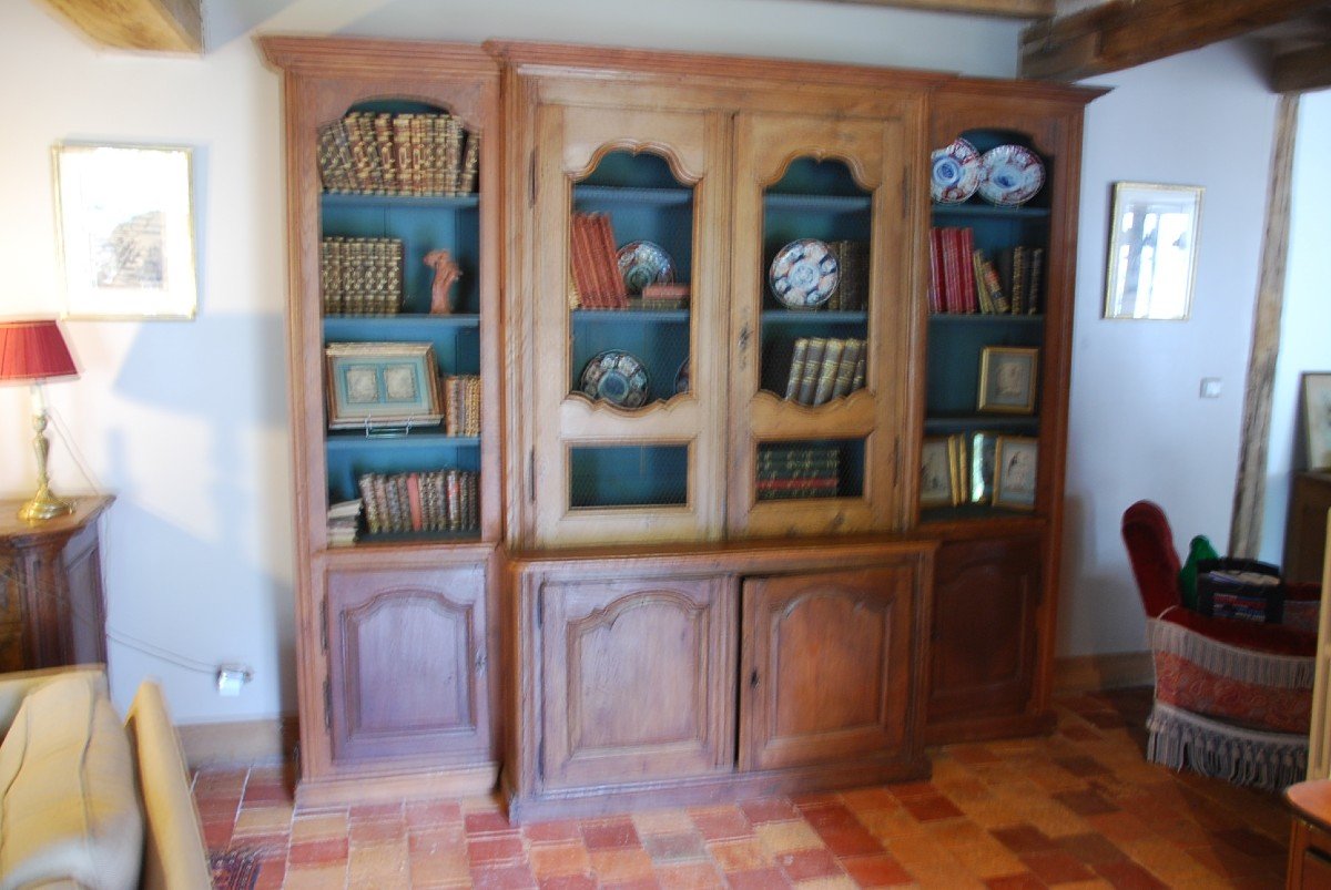 XVIII Oak Woodwork Library-photo-3