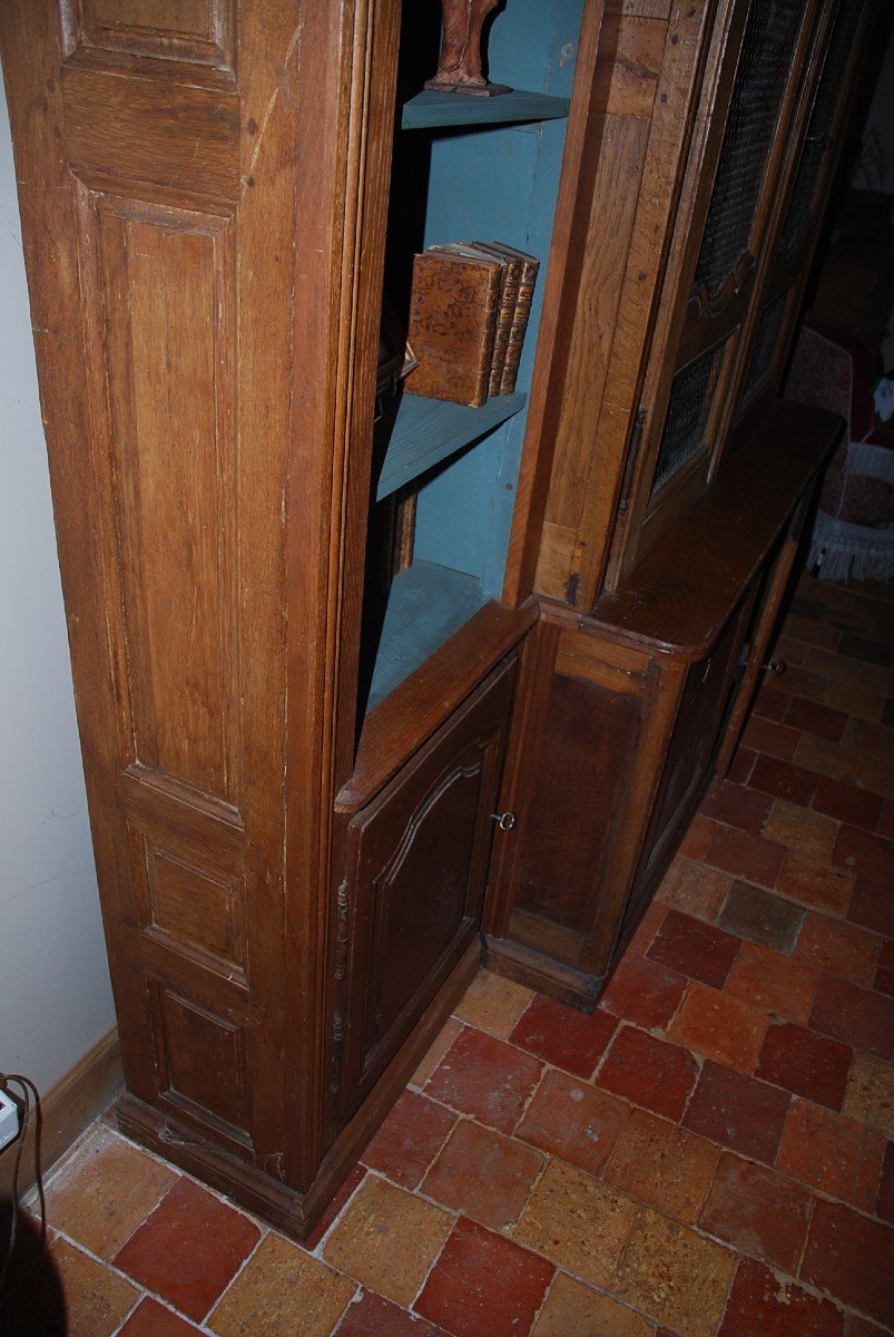 XVIII Oak Woodwork Library-photo-4