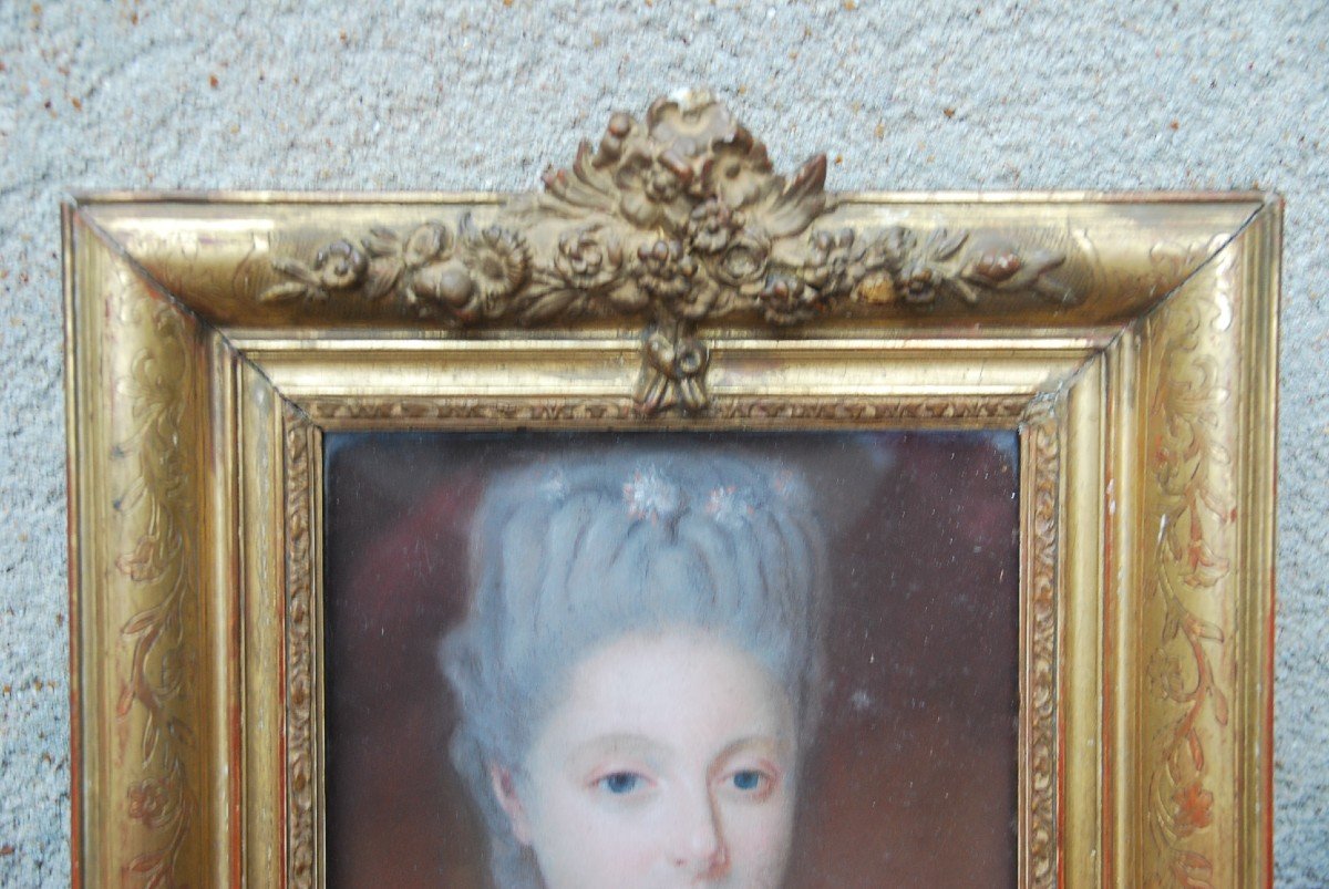Petit Pastel , Portrait De Femme XVIII-photo-1