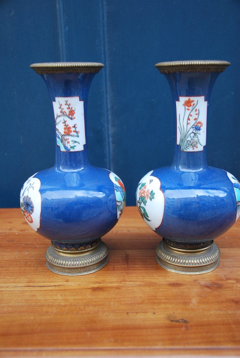 China XIX Pair Of Mounted Vases-photo-1