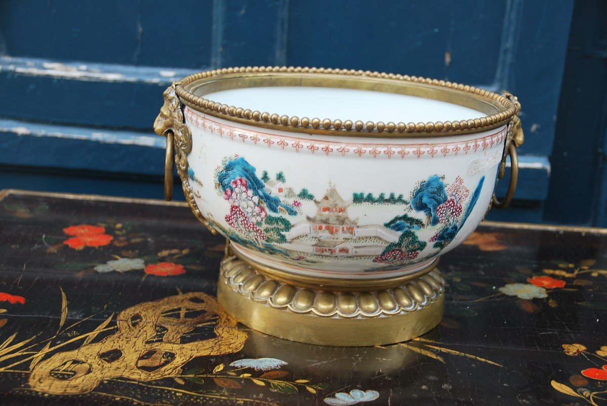 Cache Pot En Porcelaine De Chine Et Monture Bronze Style Louis XIV-photo-5