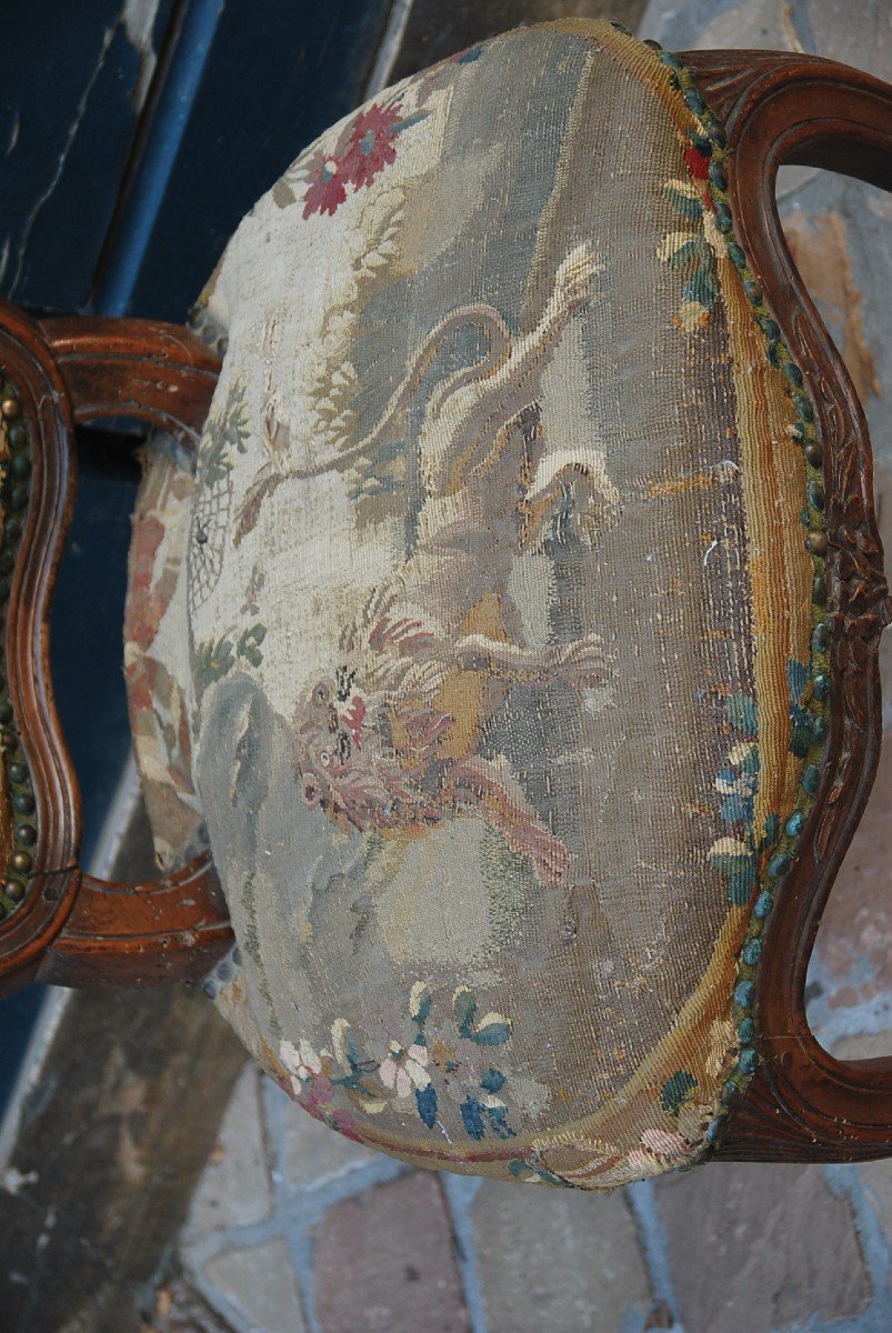 Louis XV Period Chair With XVIII Tapestry-photo-2