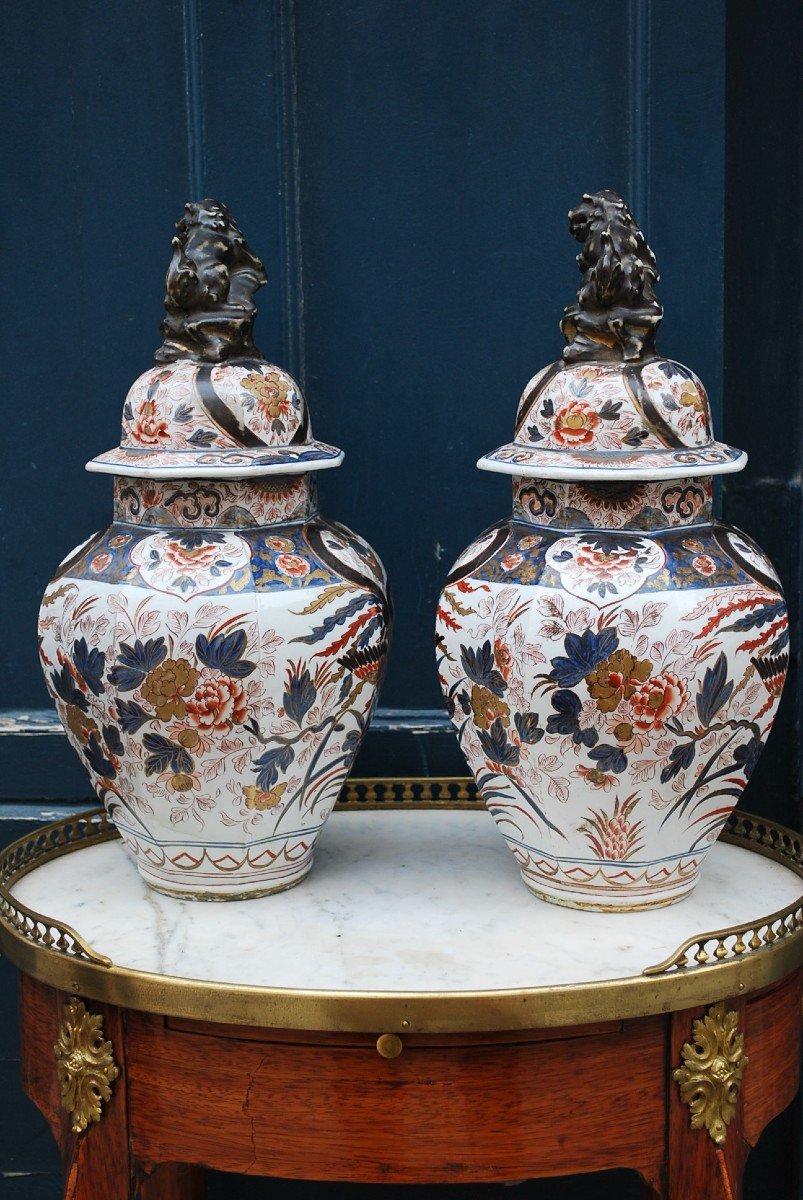 Pair Of Covered Potiches With Imari Decor XIX-photo-4