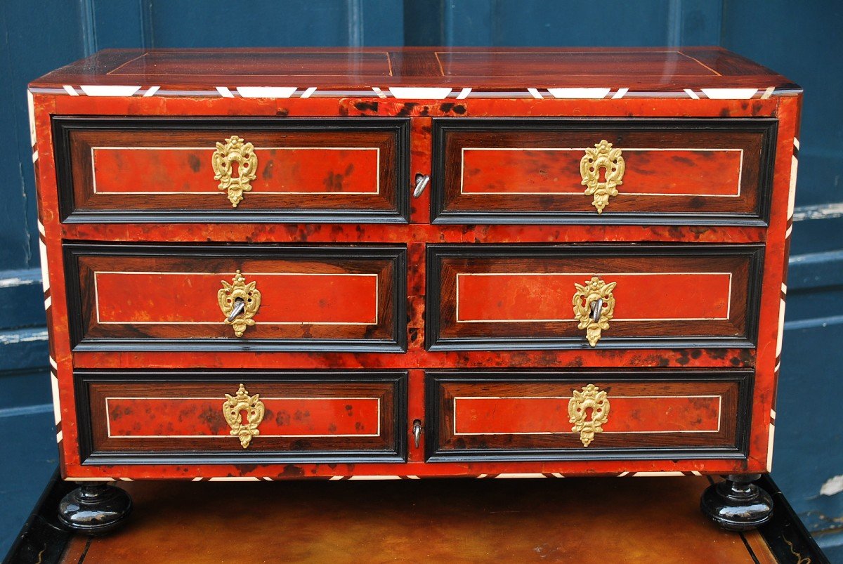 Flanders Cabinet XVII Red Tortoiseshell-photo-6