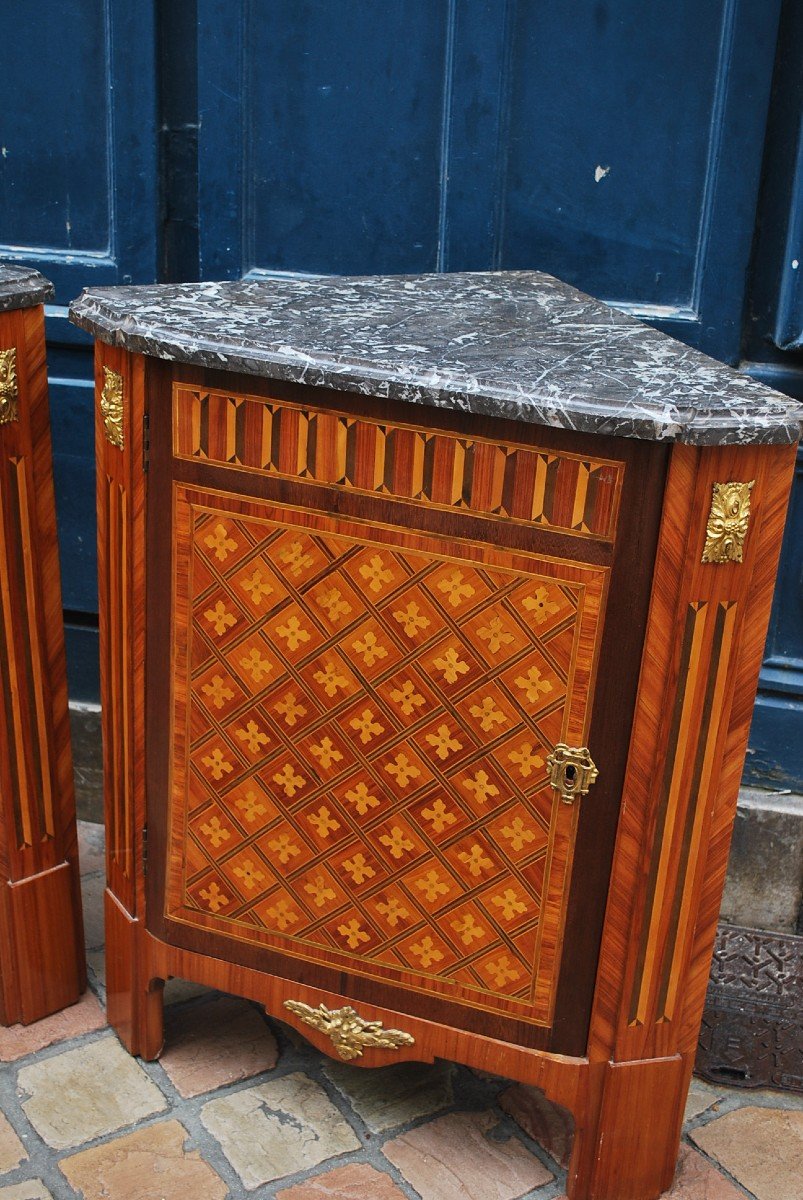 Pair Of Louis XVI Period Corner Cabinets Attributed To Dautriche -photo-3