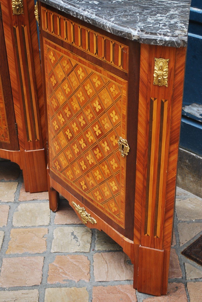 Pair Of Louis XVI Period Corner Cabinets Attributed To Dautriche -photo-3