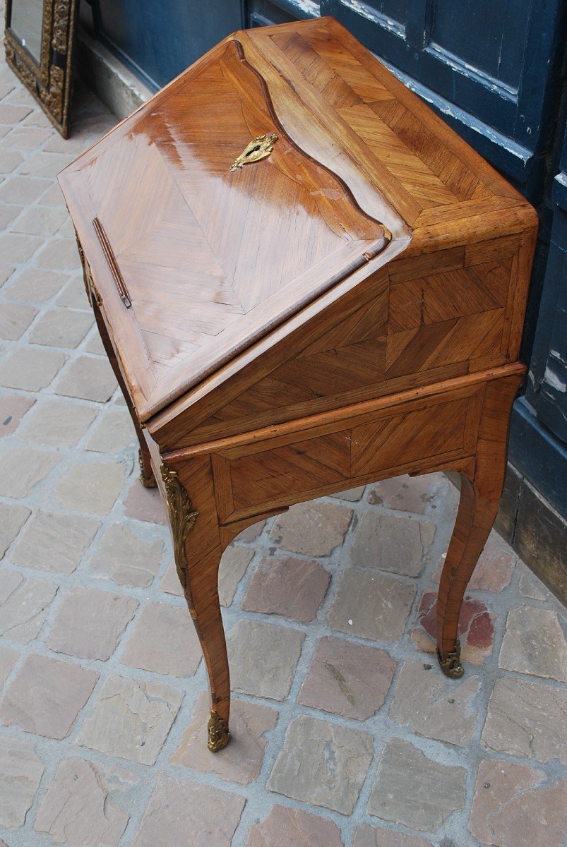 Petit Bureau De Pente D époque Louis XV  En Placage-photo-1