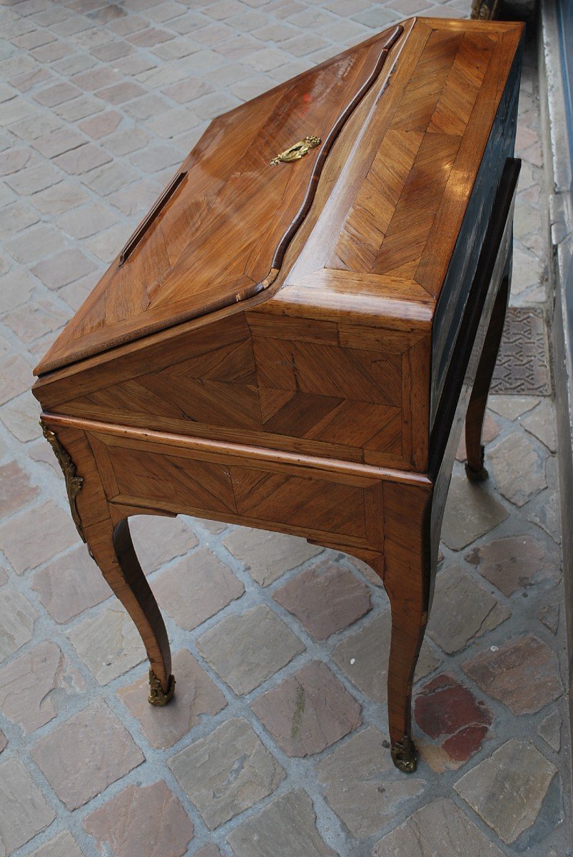 Petit Bureau De Pente D époque Louis XV  En Placage-photo-2