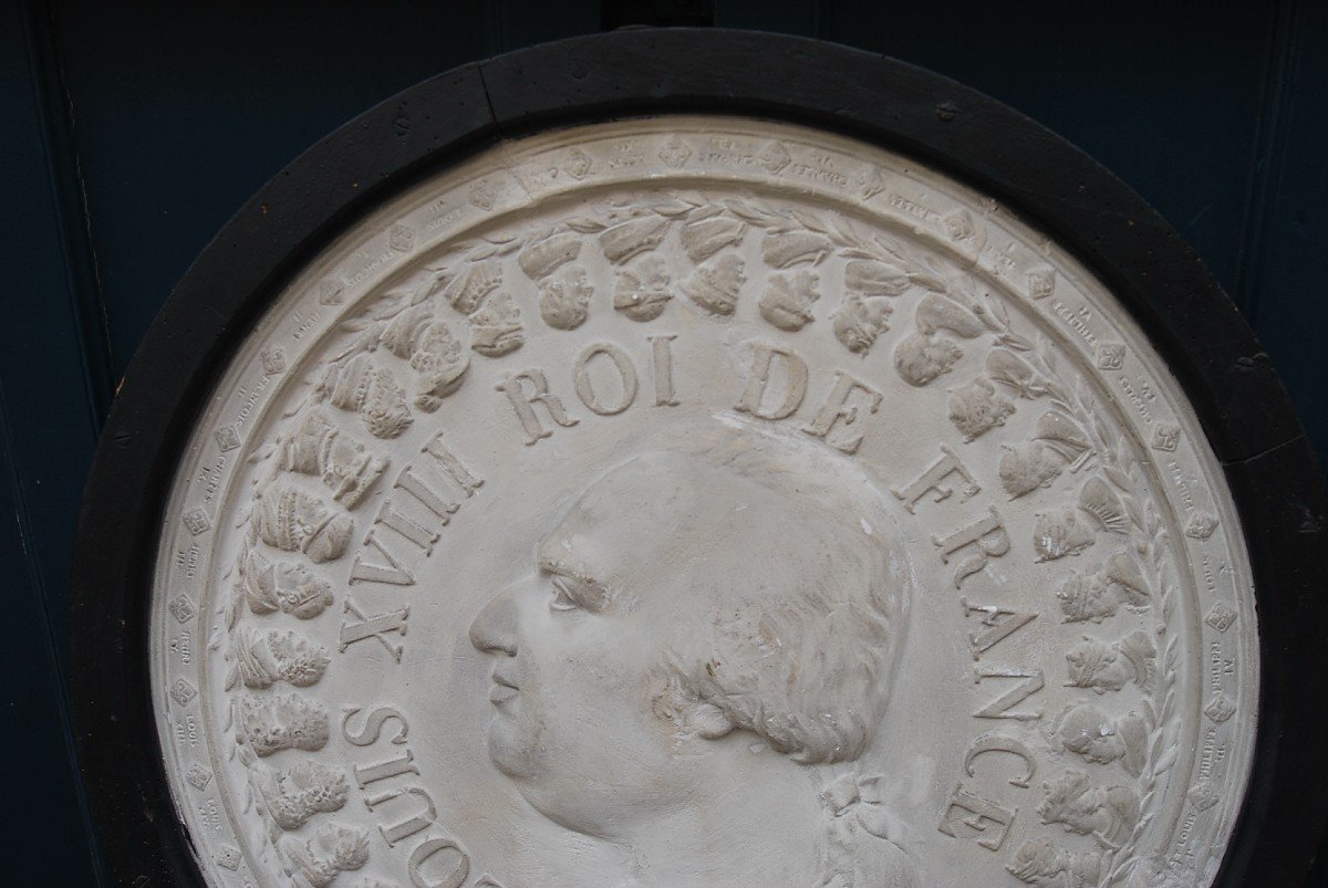 Large Plaster Medallion Profile Of Louis XVIII And King Of Frances XIX-photo-2