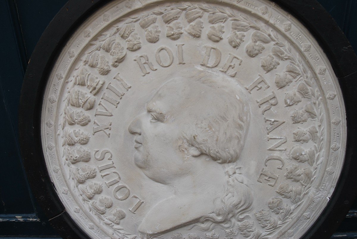 Large Plaster Medallion Profile Of Louis XVIII And King Of Frances XIX-photo-3