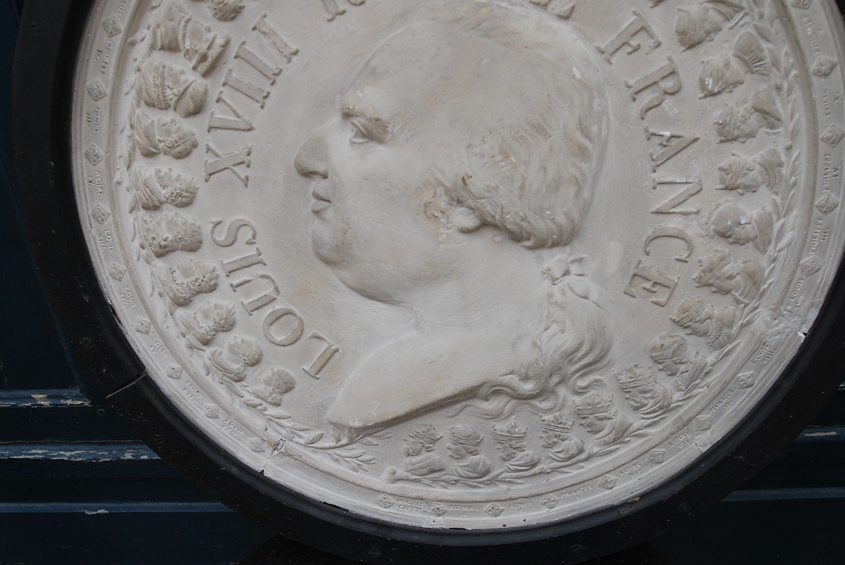 Large Plaster Medallion Profile Of Louis XVIII And King Of Frances XIX-photo-4