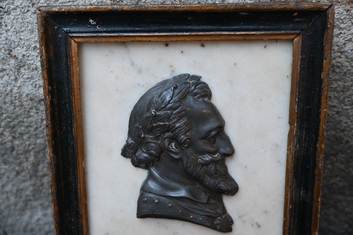 Plaque En Marbre Blanc Avec Profil D Henri Iv-photo-1