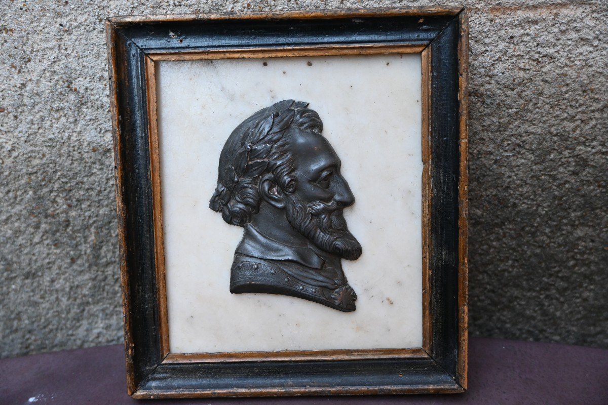 Plaque En Marbre Blanc Avec Profil D Henri Iv