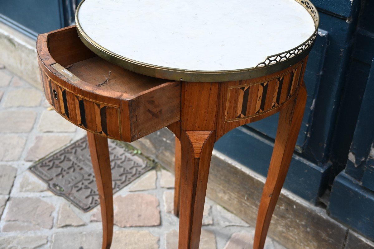 Small Circular Coffee Table From The Transitional Period, 18th Century-photo-2