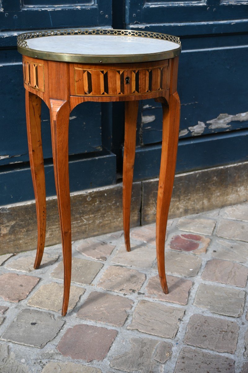 Small Circular Coffee Table From The Transitional Period, 18th Century-photo-3