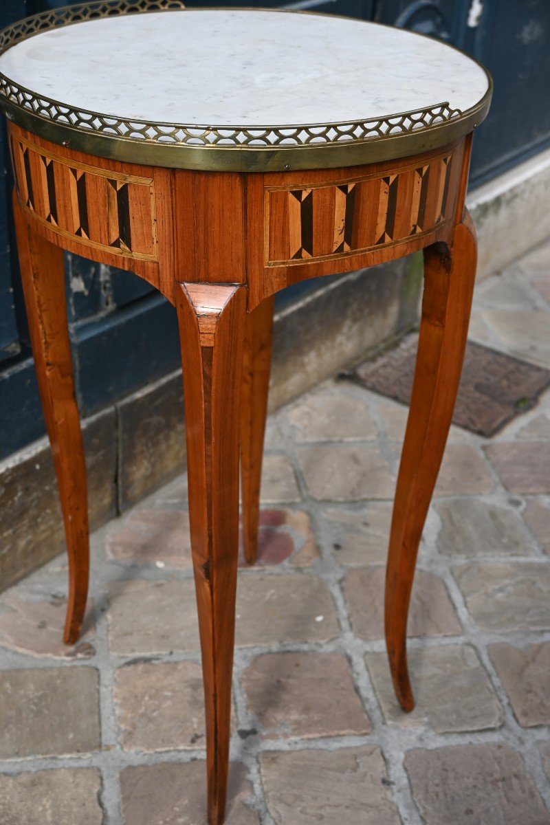 Small Circular Coffee Table From The Transitional Period, 18th Century-photo-3