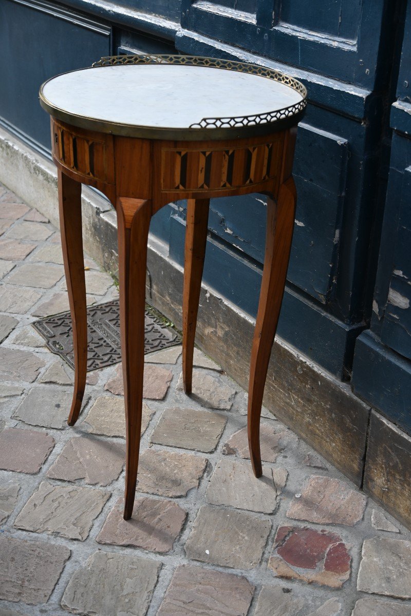 Small Circular Coffee Table From The Transitional Period, 18th Century-photo-4