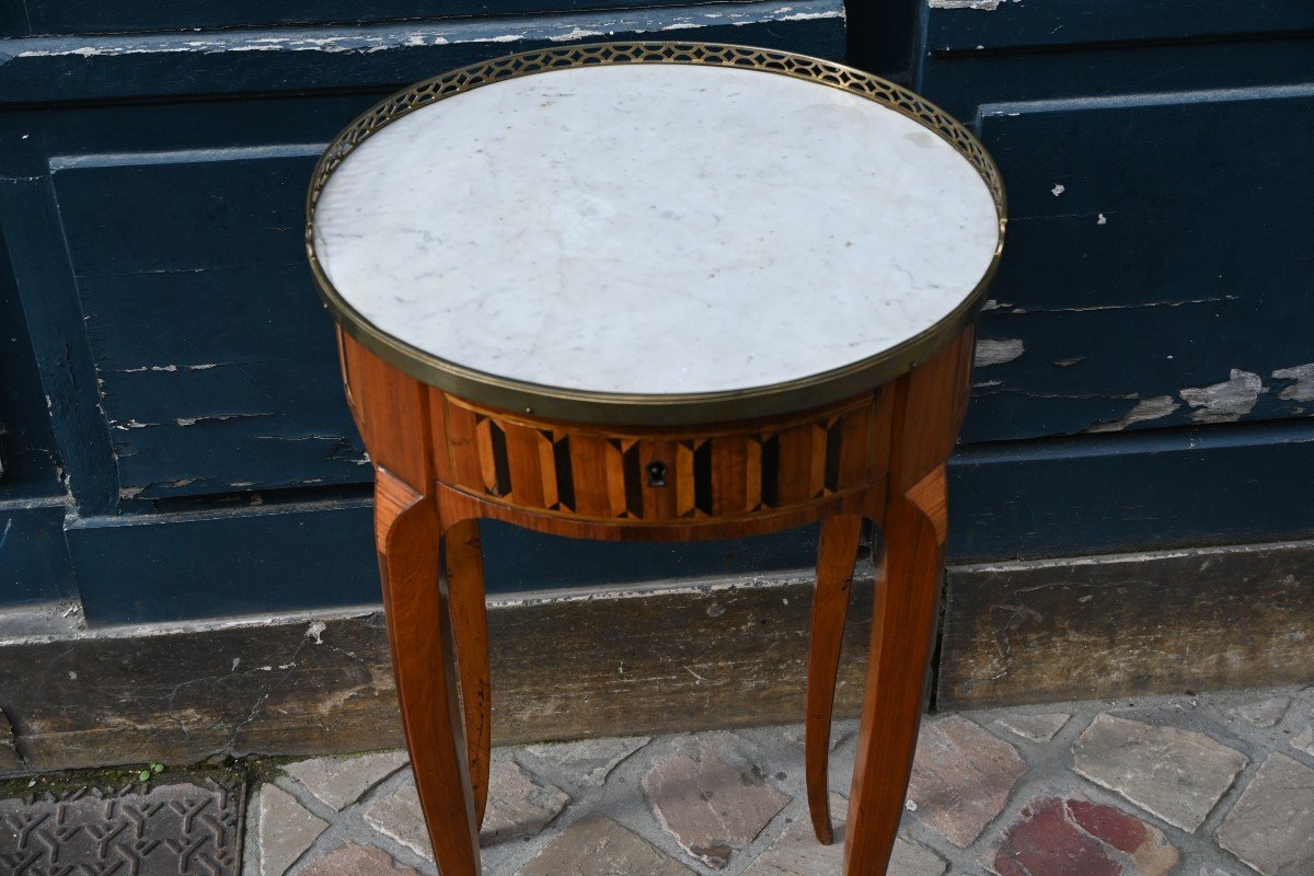 Small Circular Coffee Table From The Transitional Period, 18th Century-photo-5