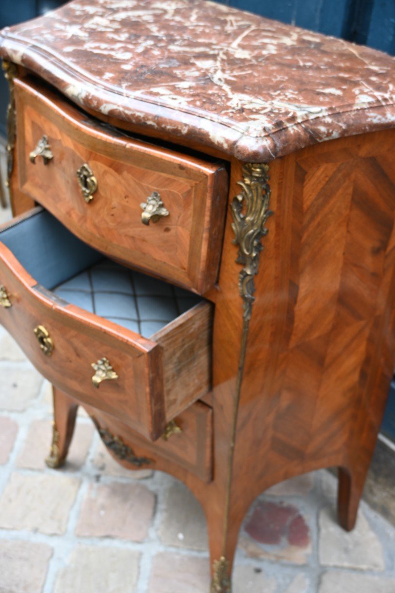 Small Louis XV Period Ellaume Stamped Chest Of Drawers  -photo-5