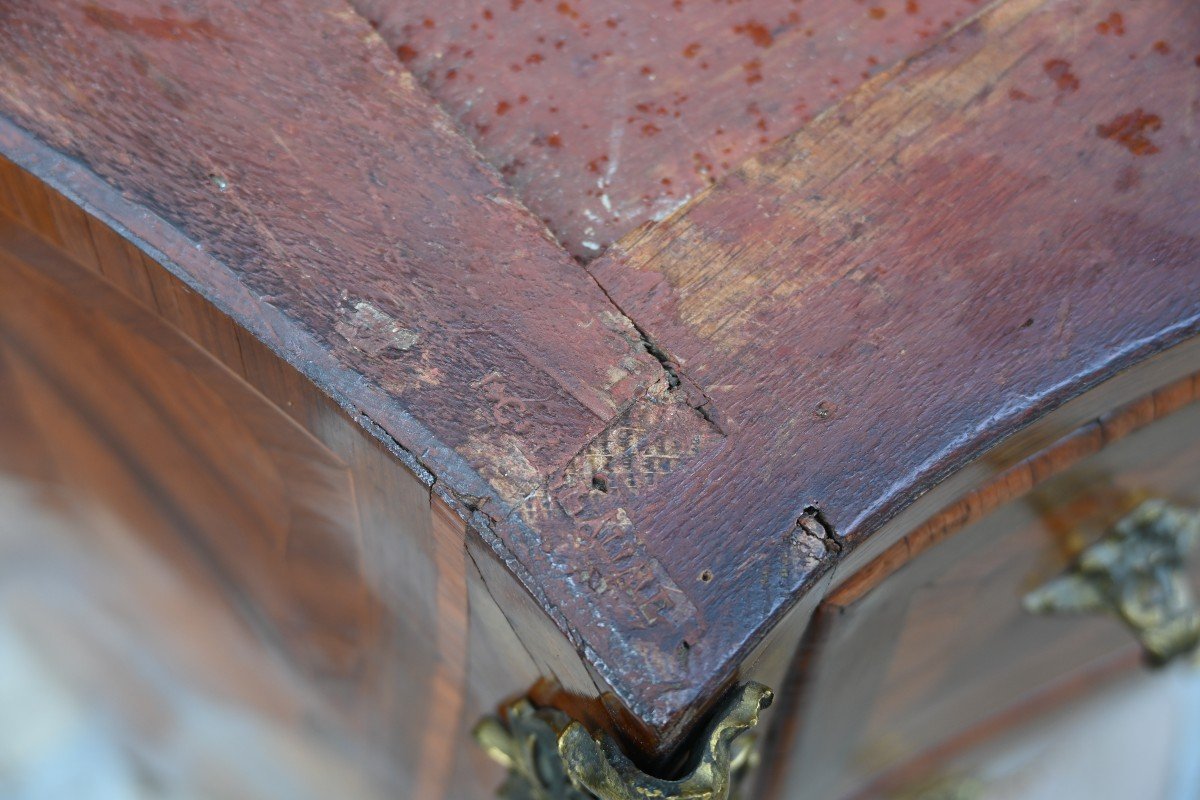 Small Louis XV Period Ellaume Stamped Chest Of Drawers  -photo-7