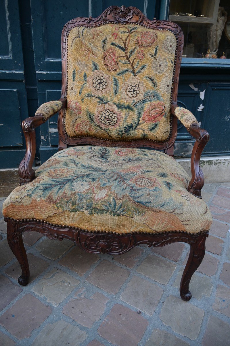 Paire De Larges Fauteuils à La Reine D époque Regence  XVIII-photo-4