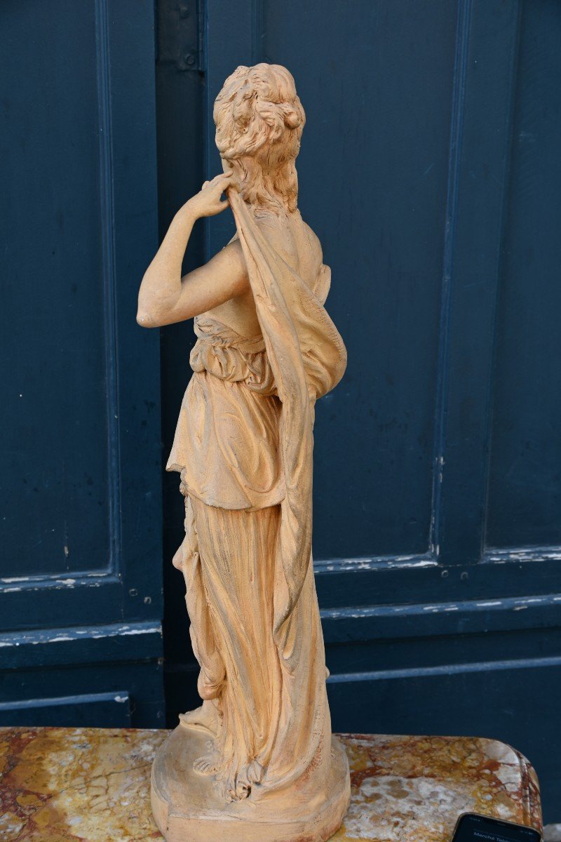 Original 18th Century Terracotta Depicting A Young Woman -photo-5