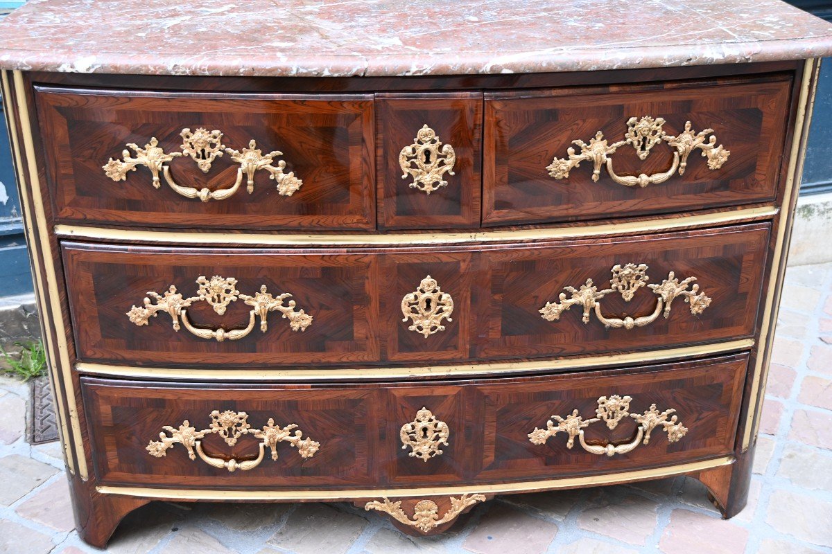 Commode De Forme Arquée D époque  Louis XIV , En Palissandre