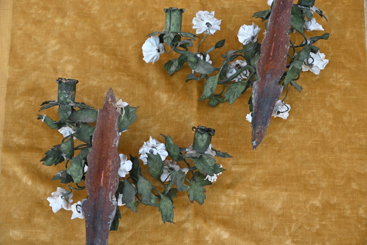 Pair Of Green Sheet Metal Wall Lights And Porcelain Flowers, 19th Century-photo-3