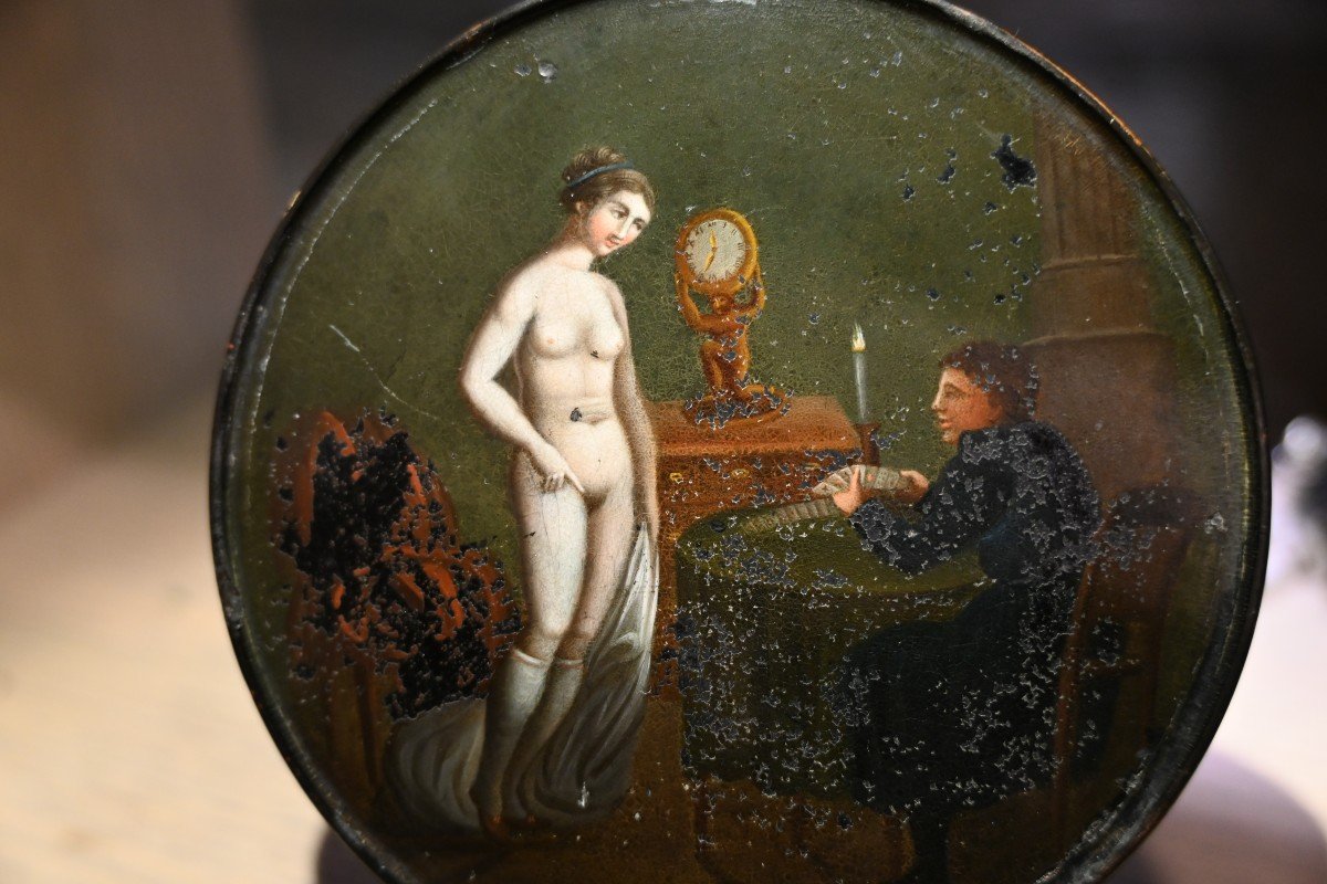 Original Box Decorated With A Scene Of A Visit To A Gynecologist 19th Century