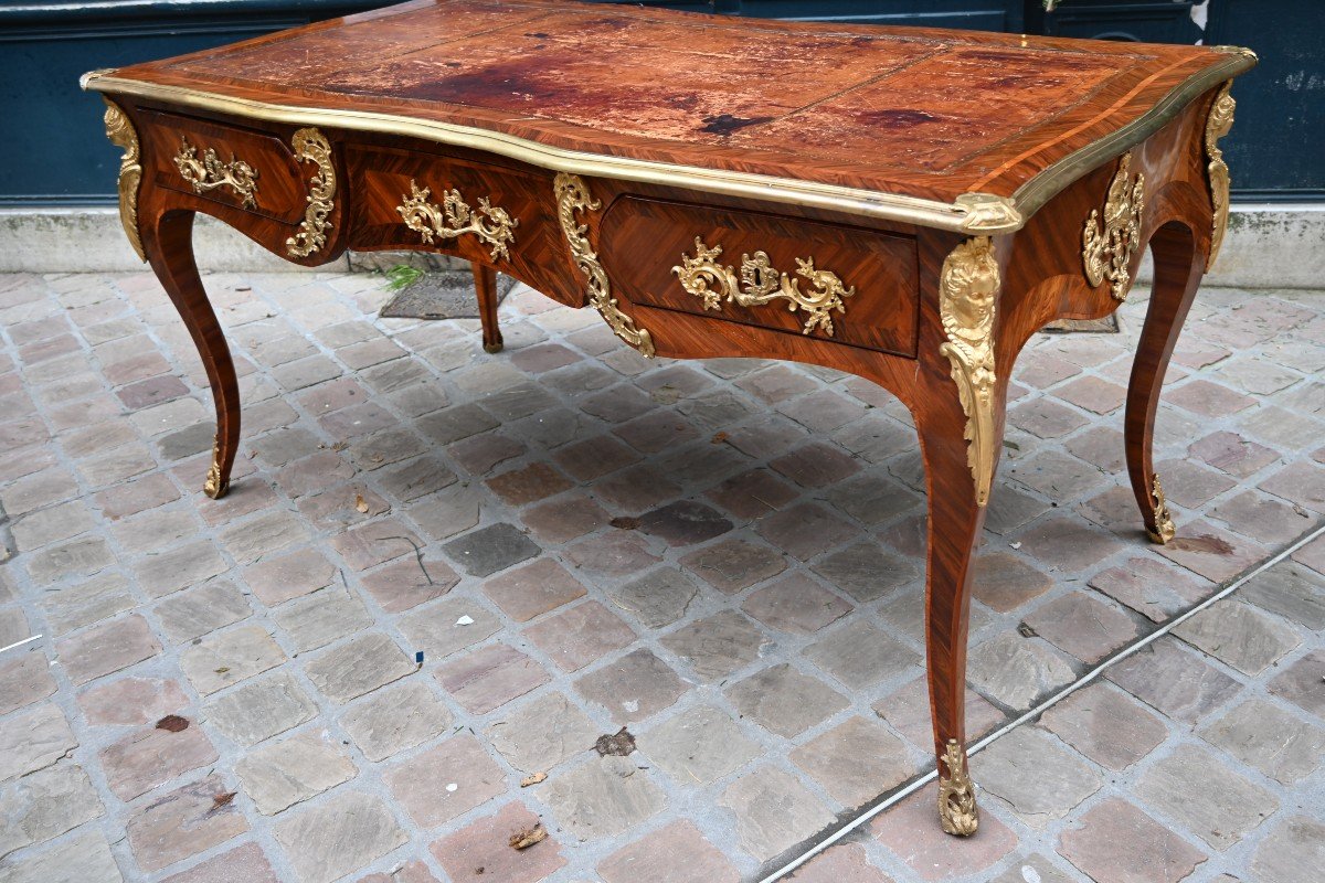 Beautiful Louis XV Period Violet Wood Desk Stamped Mondon