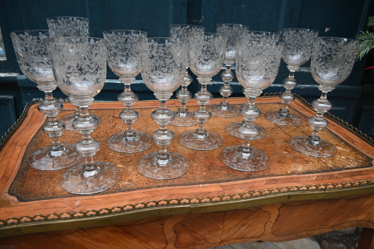 Set Of Twelve Large Engraved Glasses In The 18th Century Style-photo-6