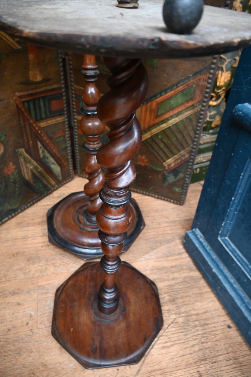 Pair Of Rare 17th Century Light Holder Gueridons-photo-6