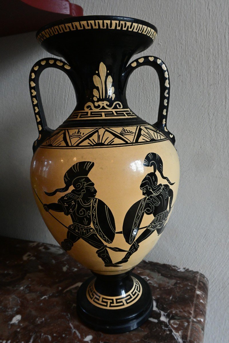 Black-figured Earthenware Amphora Vase In The Ancient Greek Taste-photo-2