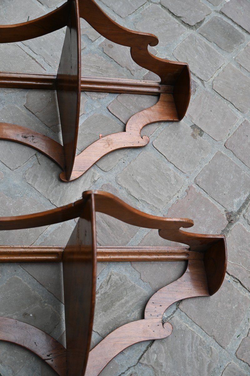 Pair Of Elegant 18th Century Corner Shelves-photo-2