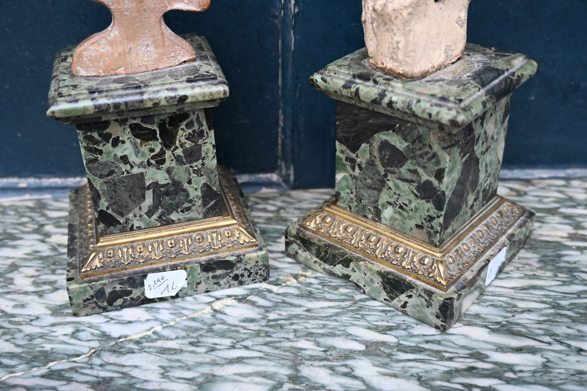 Pair Of 19th Century Marble Plinths -photo-2