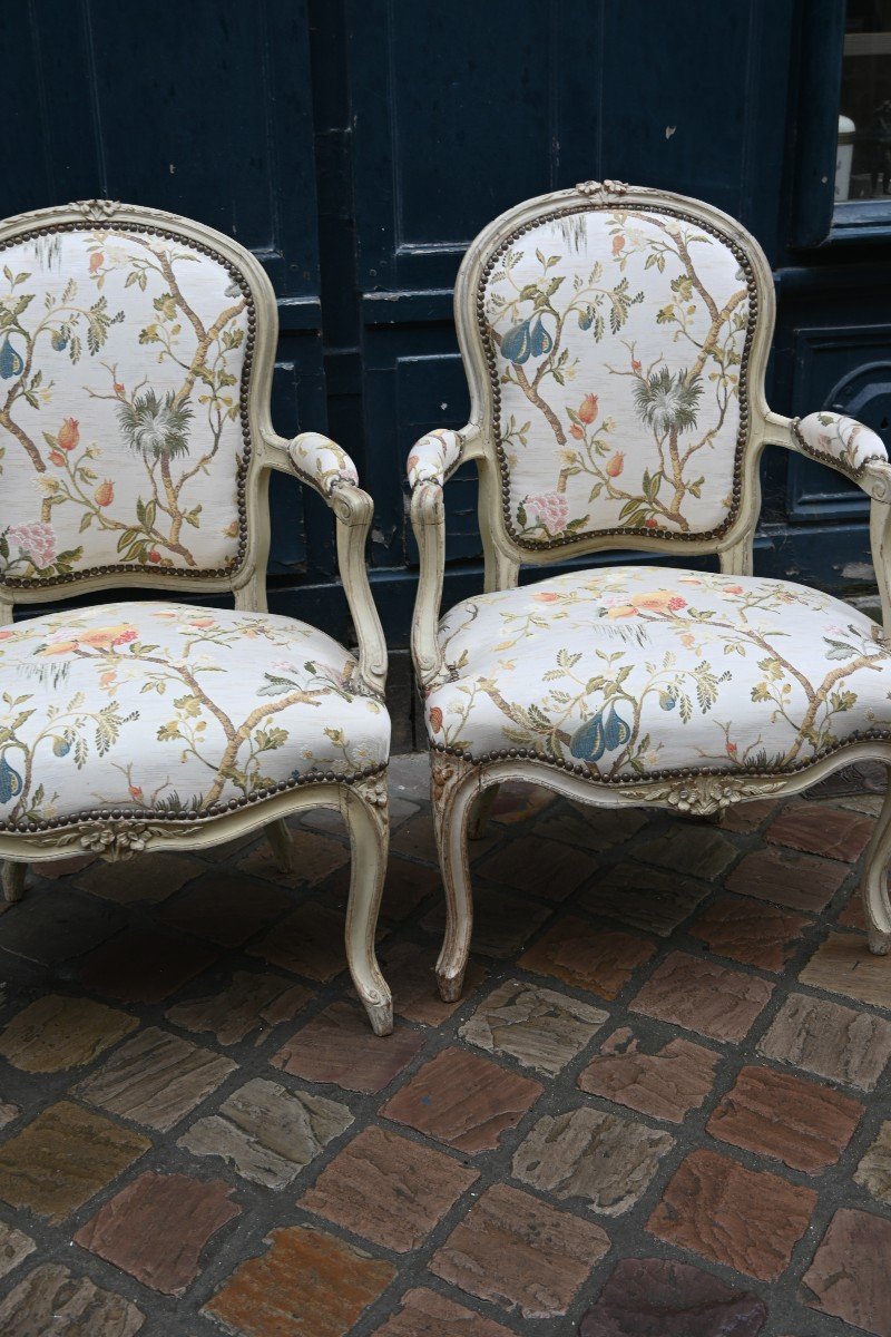 Pair Of Louis XV Period Cabriolet Armchairs From The 18th Century-photo-1