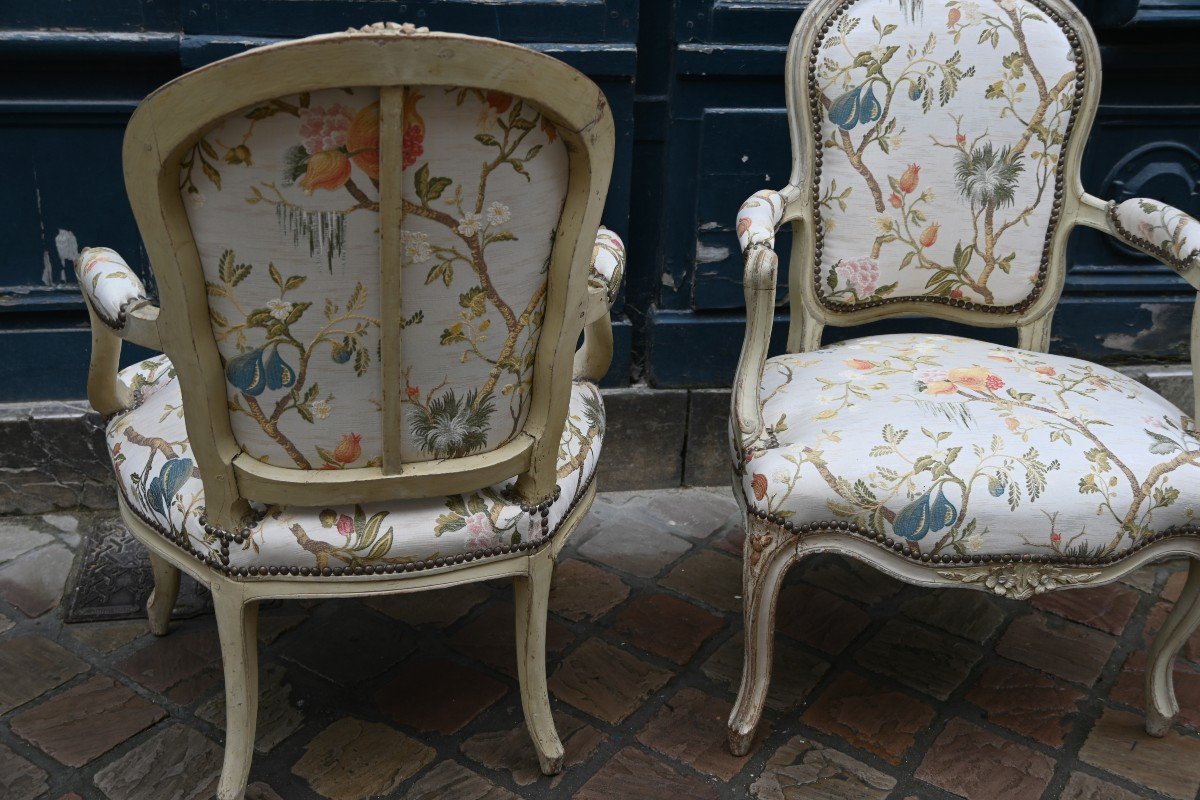 Pair Of Louis XV Period Cabriolet Armchairs From The 18th Century-photo-2