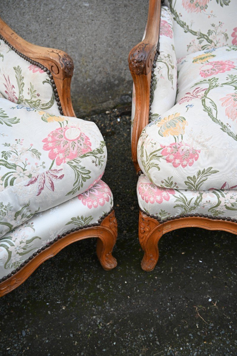 Pair Of Large Louis XV Period Natural Wood Fireside Bergeres -photo-4