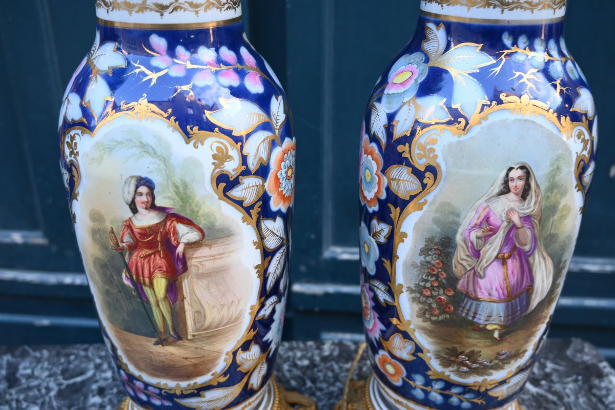 Important Pair Of 19th Century Bayeux Porcelain Lamps-photo-1