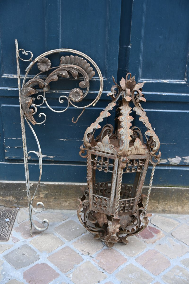 Large Wrought Iron Lantern With 19th Century Bracket-photo-2