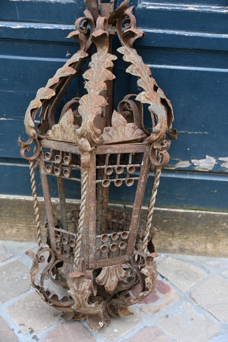 Large Wrought Iron Lantern With 19th Century Bracket-photo-1