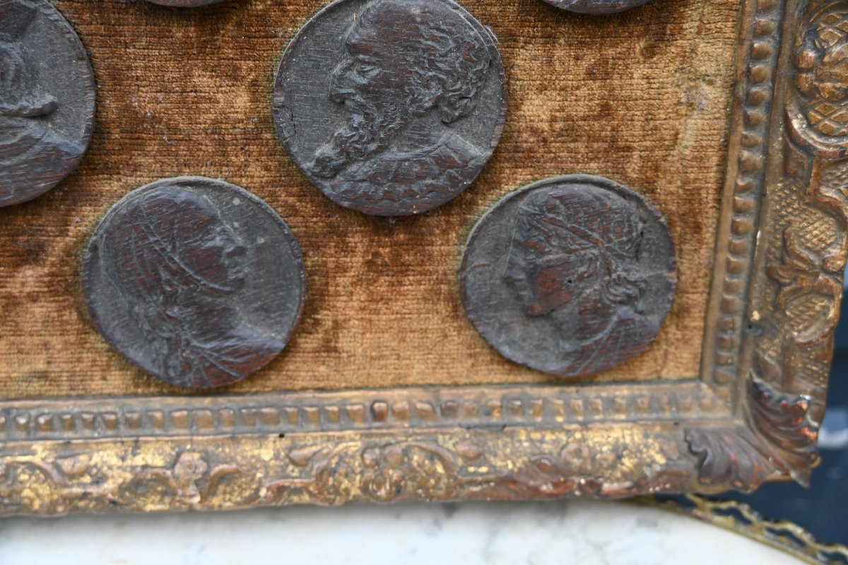 Set Of Nine Medallions Of Wooden Profiles XVII, -photo-4