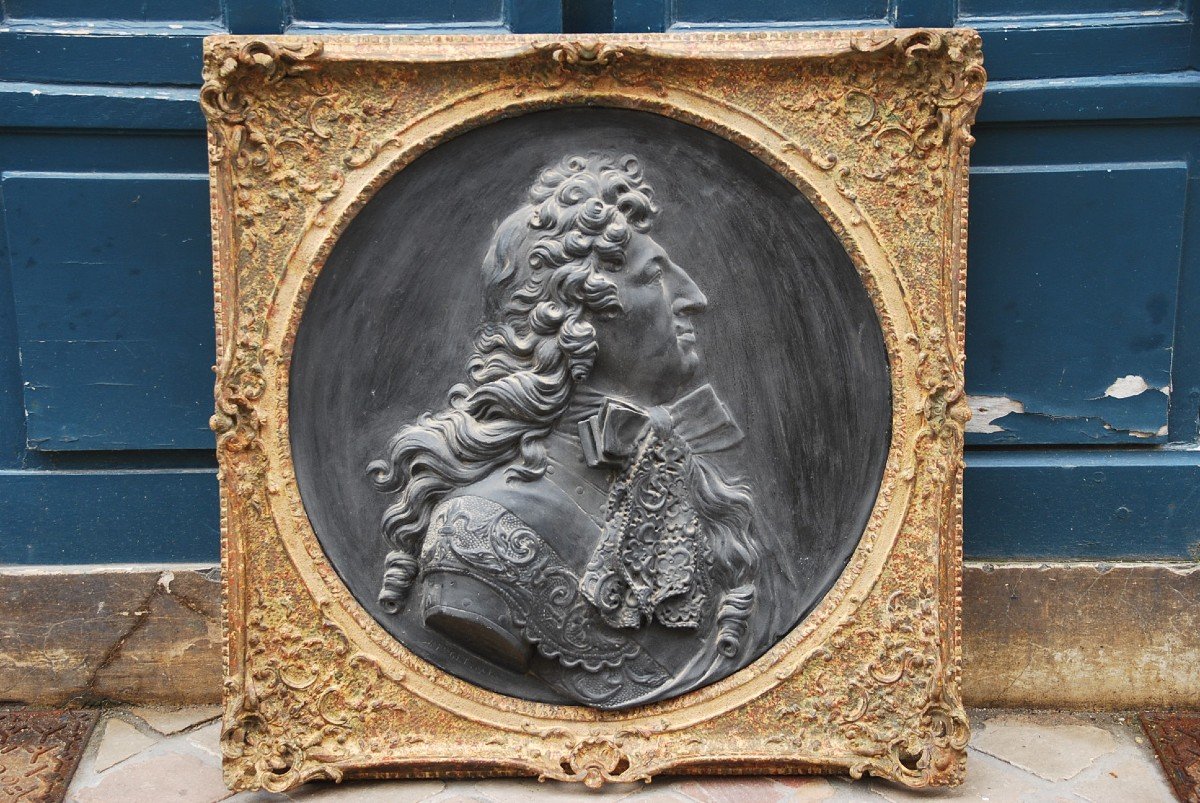 Large Patinated Plaster Medallion, Profile Of Louis XIV-photo-8