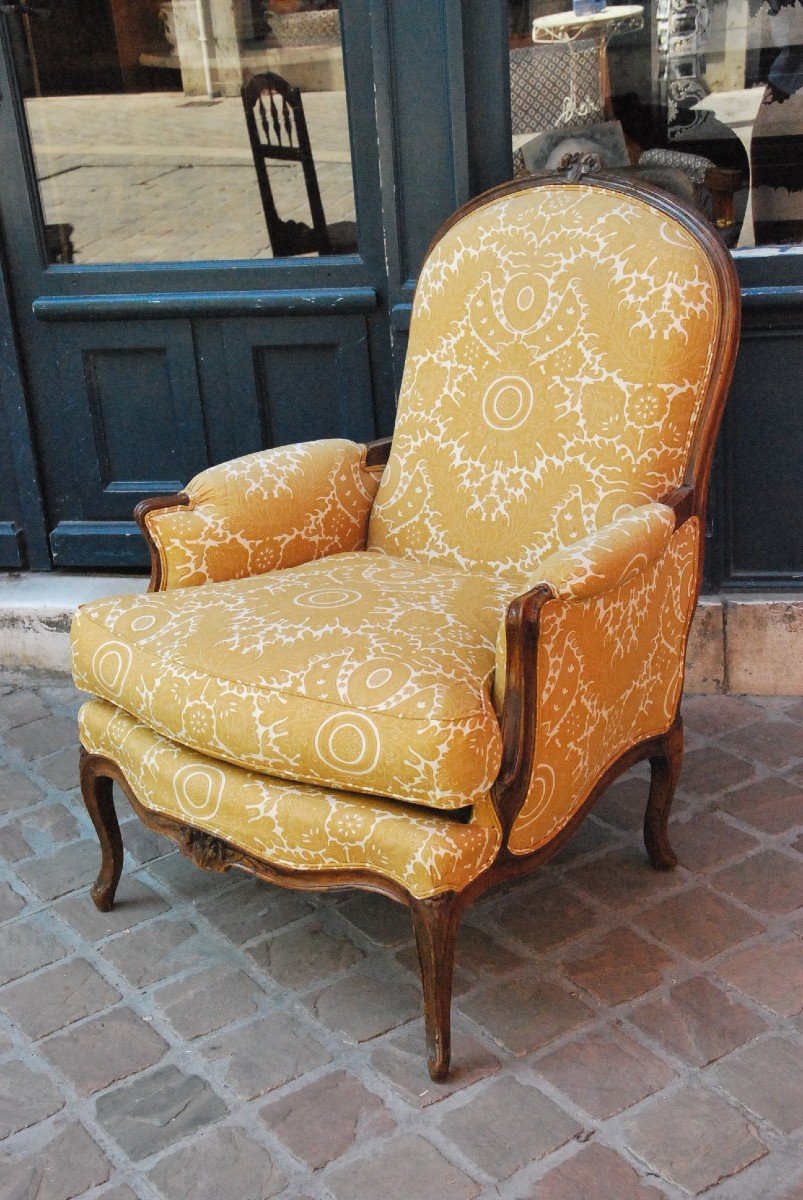 Elegant And Large Bergère With Flat Back Louis XV Period