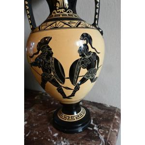 Vase Amphore En Terre à Figures Noirs Dans Le Gout Antique Grec